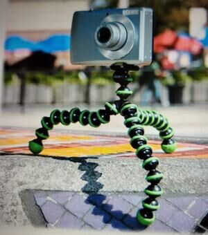 JOBY Gorillapod Flexible Mini-Tripod for Point & Shoot Cameras - Green Black 6"